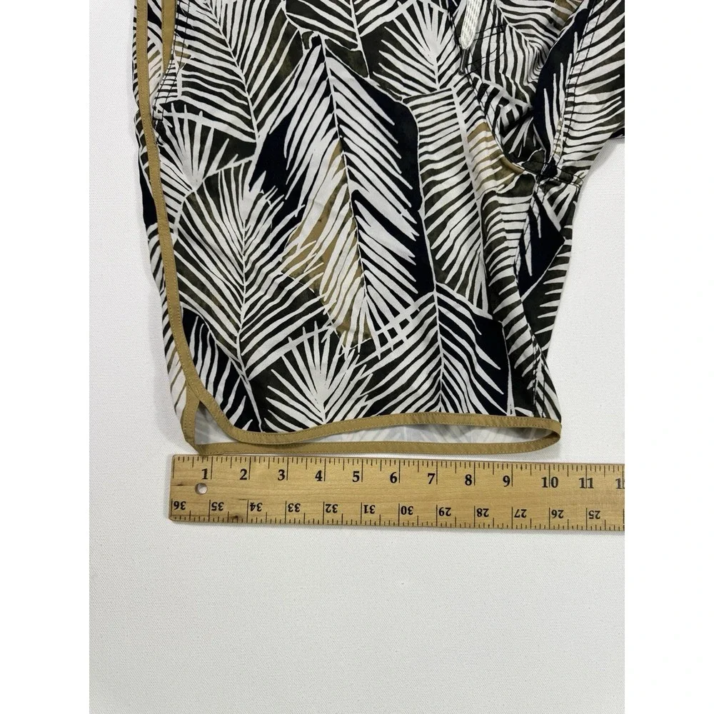 Vuori Cruise Boardshorts Mens 30 Floral Swim Shorts V314 Beach Surf Trunks
